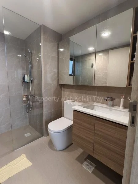 TREASURE AT TAMPINES 6