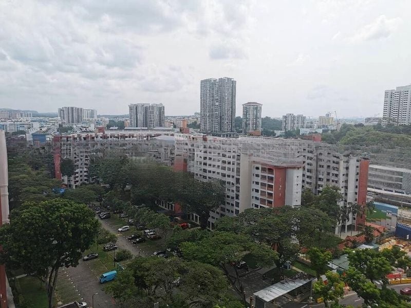 ANG MO KIO AVE 10 8