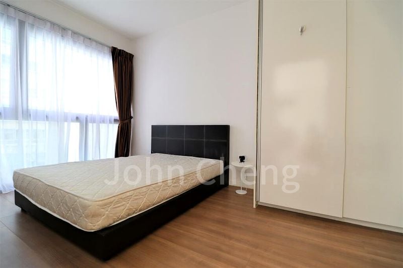 THE LAKEFRONT RESIDENCES 6