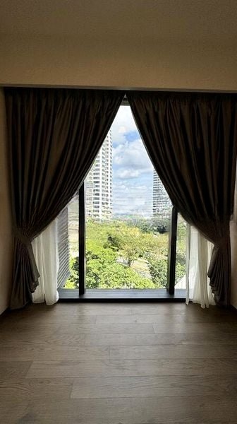 LEEDON GREEN 9