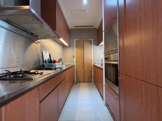 THE PATERSON EDGE 12