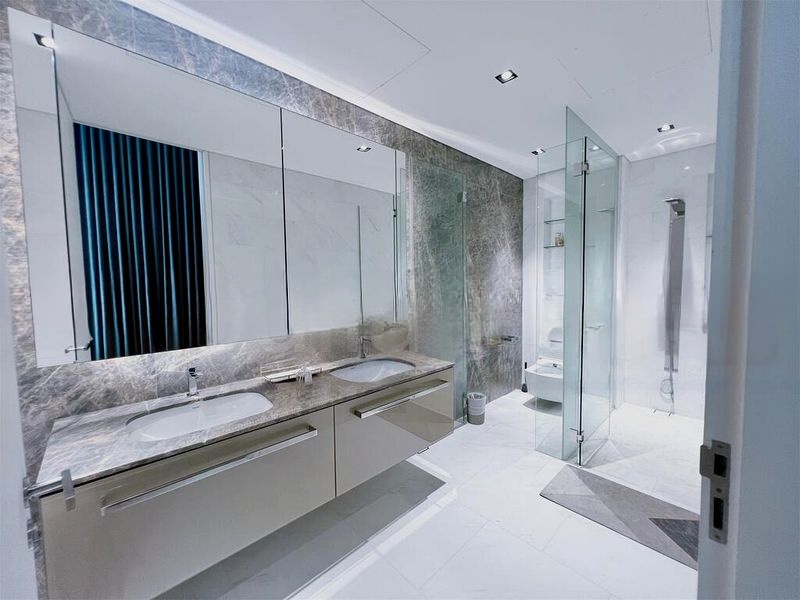 SOUTH BEACH RESIDENCES 8