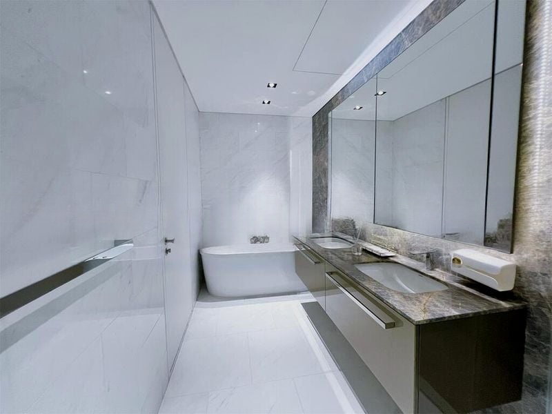 SOUTH BEACH RESIDENCES 9