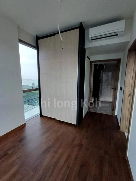 COASTLINE RESIDENCES 4