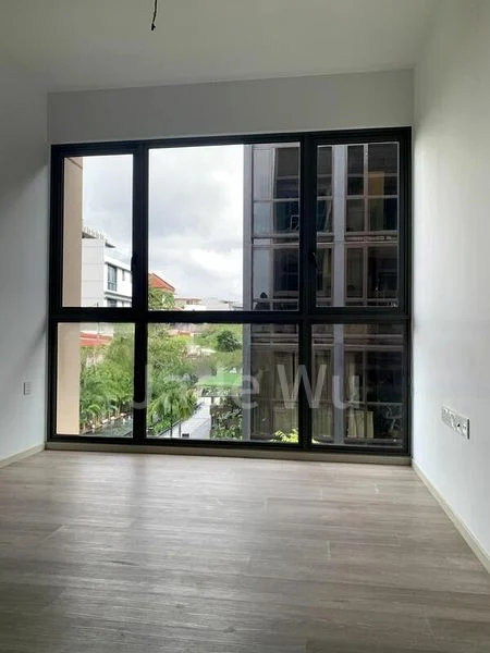 THE WATERGARDENS AT CANBERRA 15