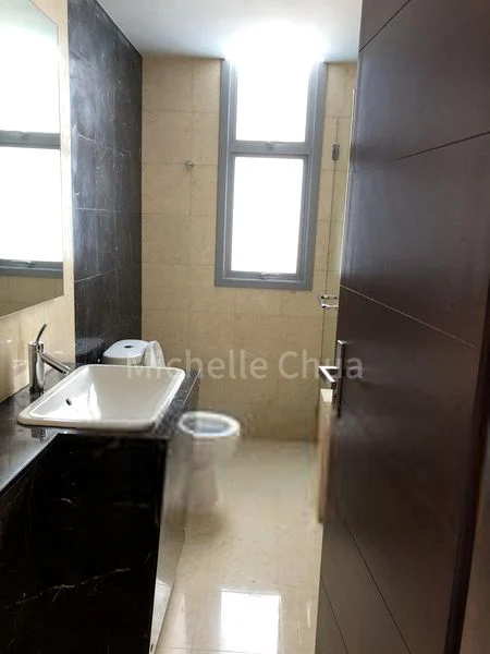 RESIDENCES @ EVELYN 6