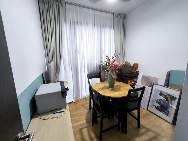 AVENUE SOUTH RESIDENCE 10