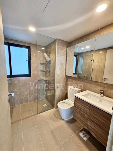 TREASURE AT TAMPINES 9