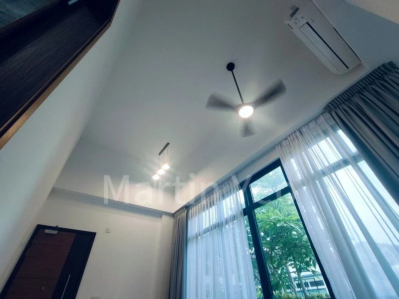 PARKWOOD RESIDENCES 12