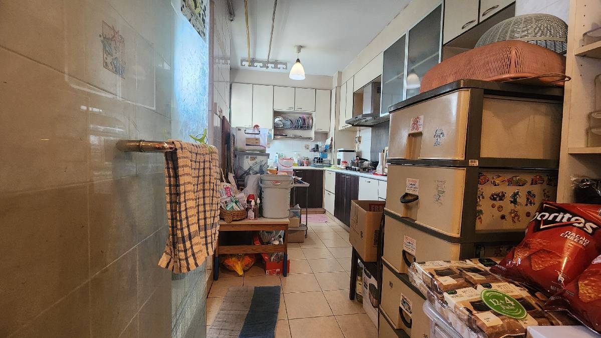 JURONG WEST ST 61 17