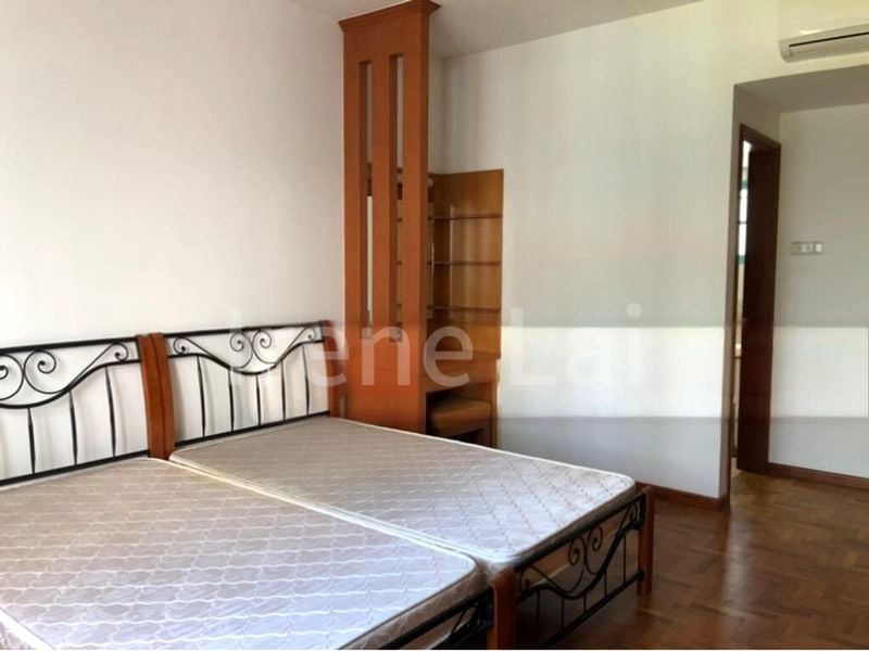 BALLOTA PARK CONDOMINIUM 7