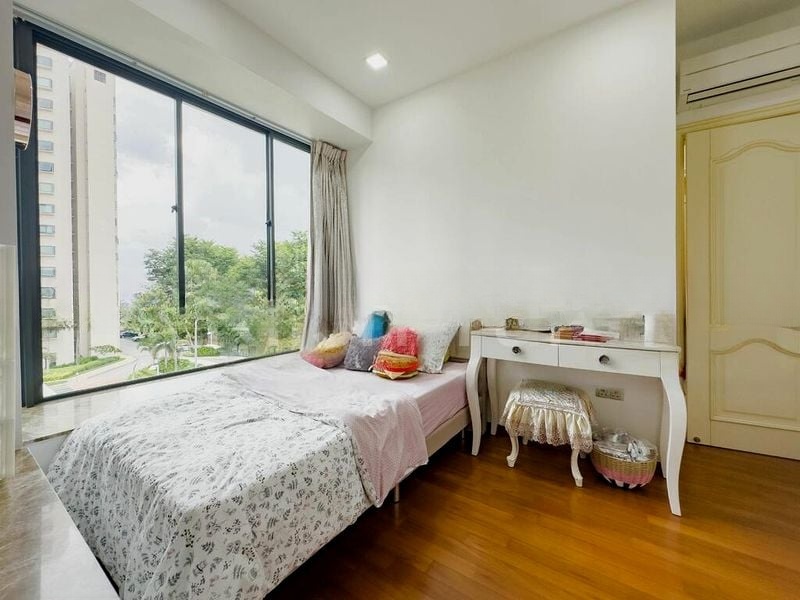HAIG RESIDENCES 5