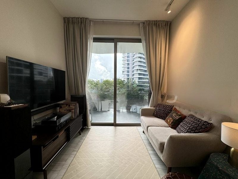 COASTLINE RESIDENCES 6