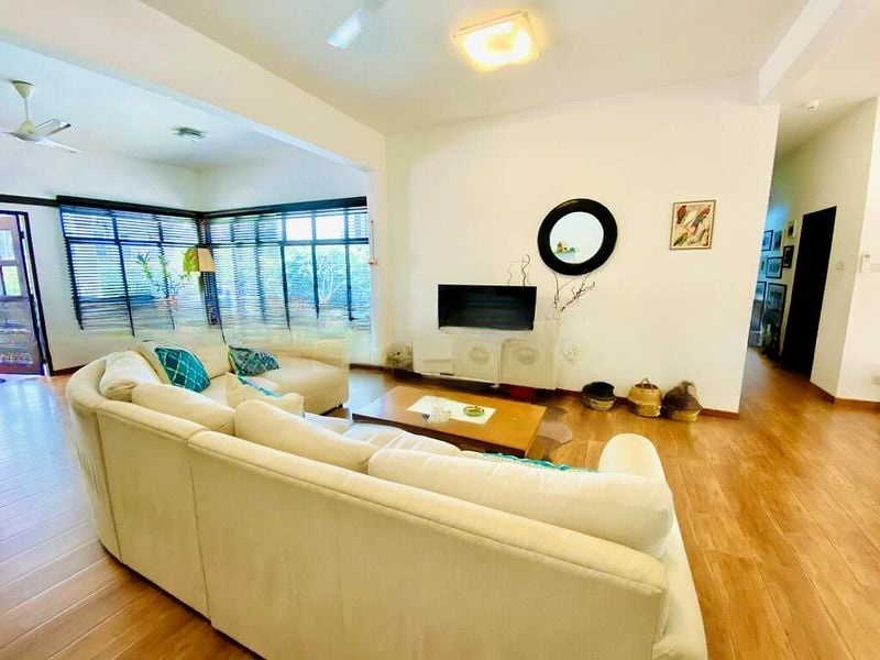 HOLLAND GROVE 3