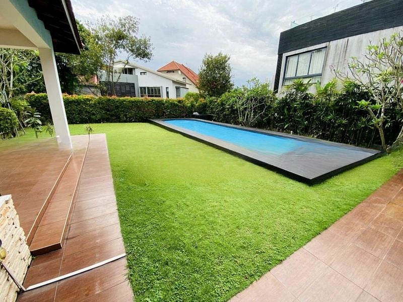 HOLLAND GROVE 6
