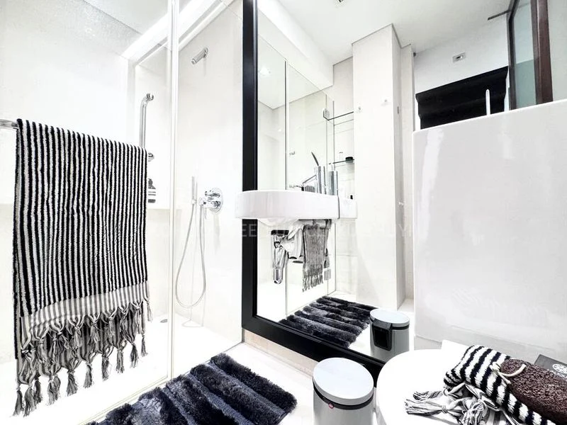 THE LINCOLN MODERN 4