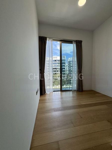 THE REEF AT KING'S DOCK 13