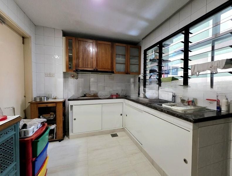 LANDRIDGE CONDOMINIUM 11