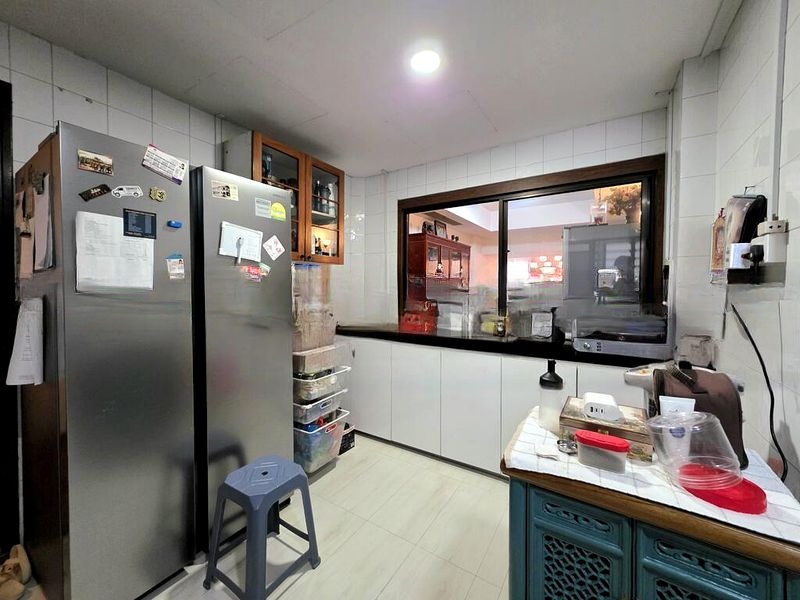 LANDRIDGE CONDOMINIUM 12