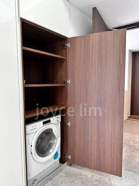 FOURTH AVENUE RESIDENCES 4