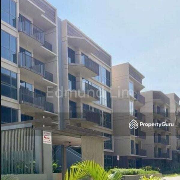 THE WATERGARDENS AT CANBERRA 15