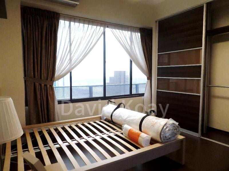 INTERNATIONAL PLAZA 4