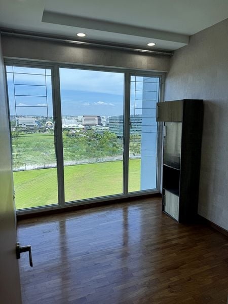 THE TAMPINES TRILLIANT 4