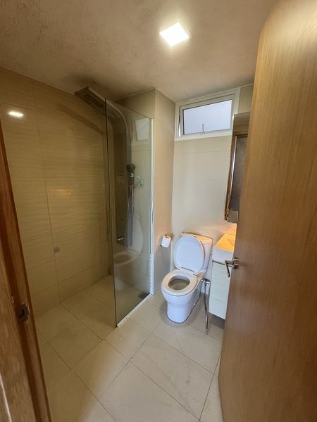 THE TAMPINES TRILLIANT 6