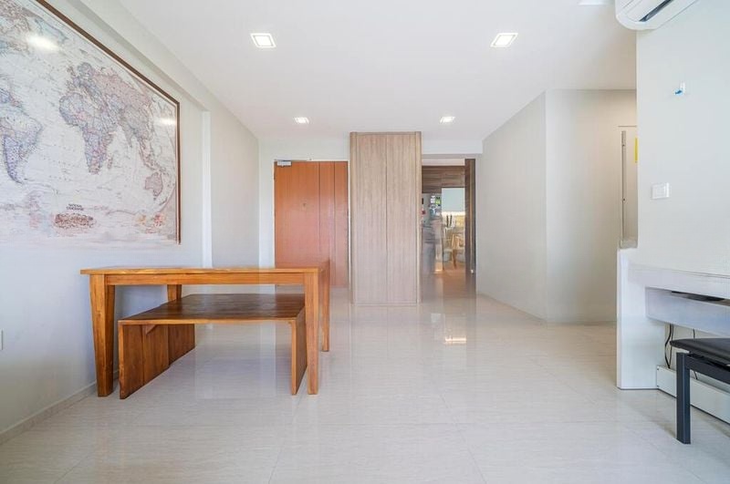 UPP SERANGOON CRES 15