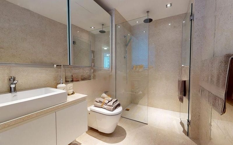 THE LINE @ TANJONG RHU 9