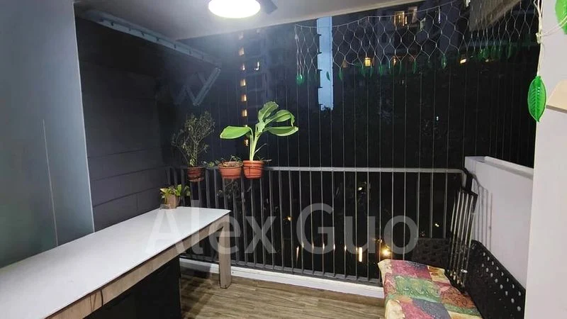 RIVERBANK @ FERNVALE 6