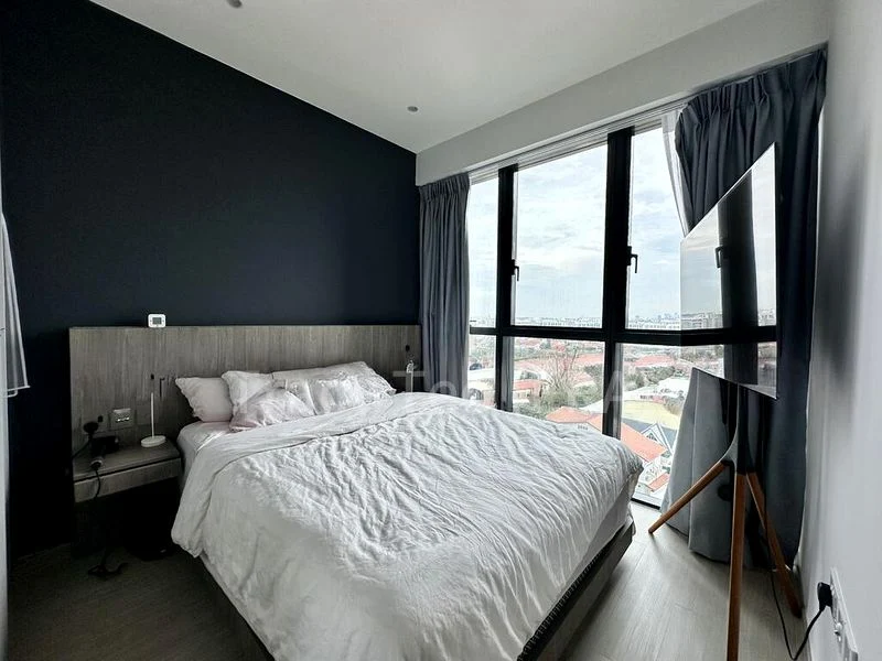 THE GARDEN RESIDENCES 5