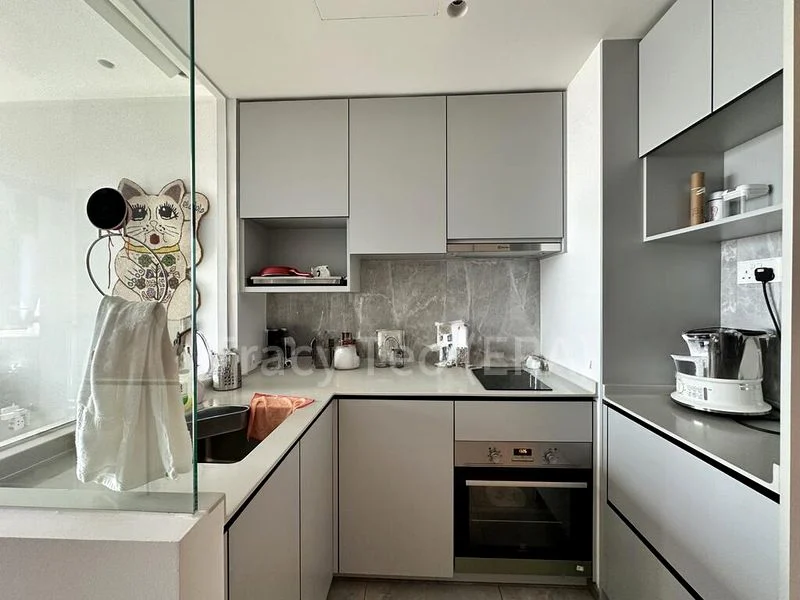 THE GARDEN RESIDENCES 10