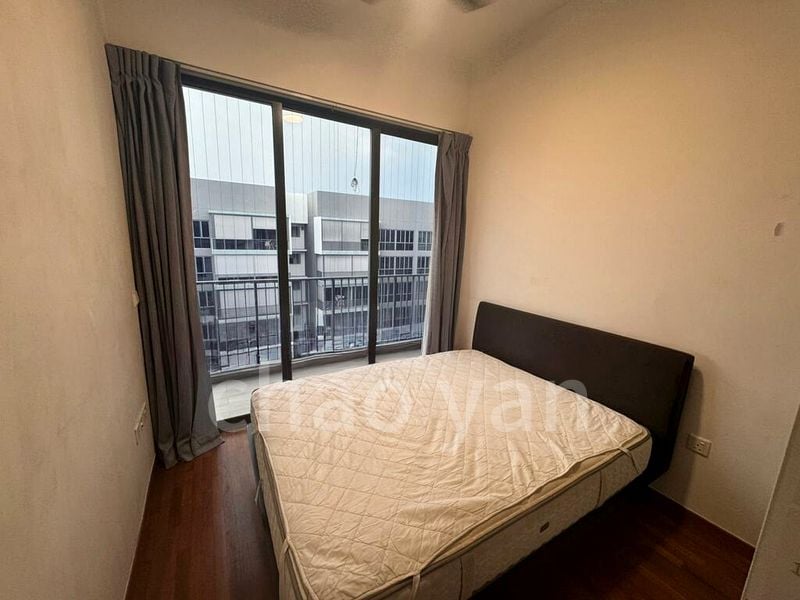 SIGNATURE AT YISHUN 12