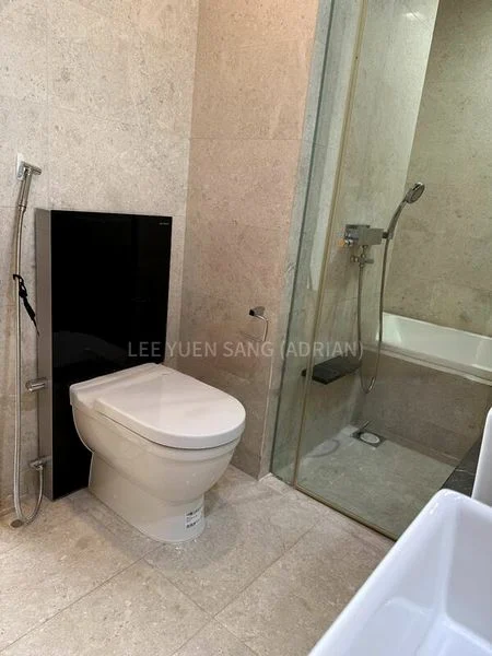 MARINA BAY RESIDENCES 13