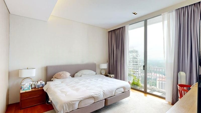 THE BOULEVARD RESIDENCE 13