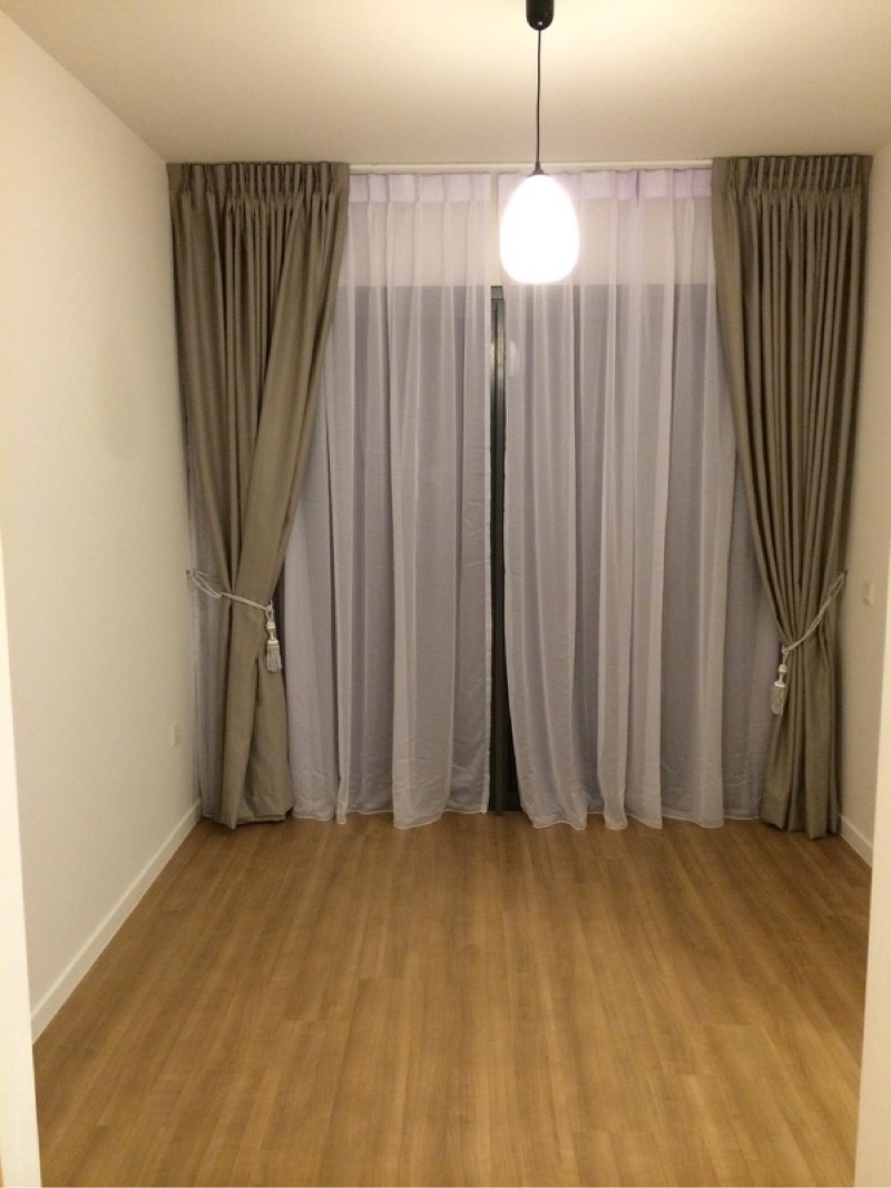 THE LAKEFRONT RESIDENCES 5