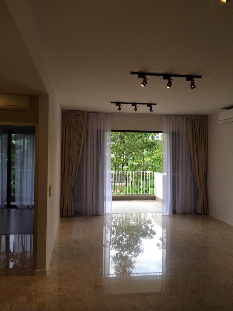 THE LAKEFRONT RESIDENCES 7