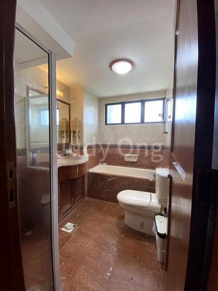 WESTCOVE CONDOMINIUM 13