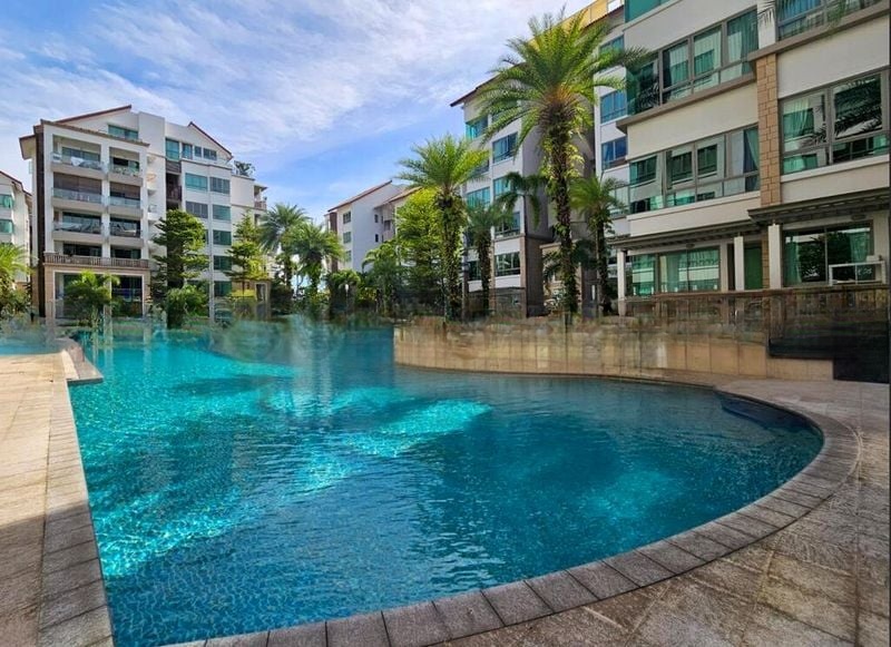 THE BERTH BY THE COVE 7