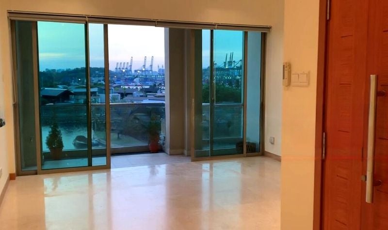 THE BERTH BY THE COVE 6