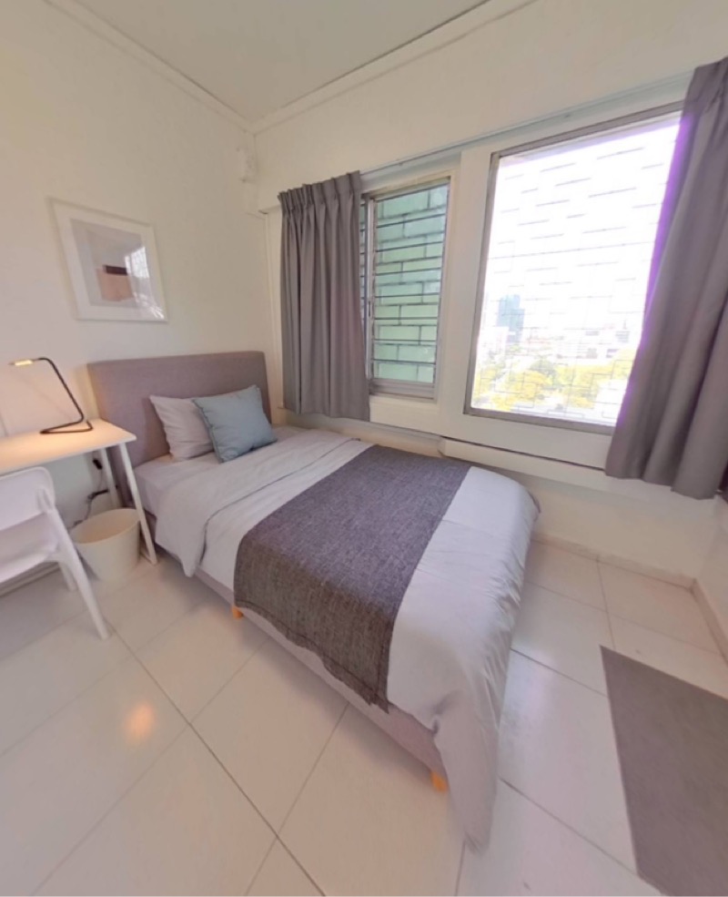 PEOPLE'S PARK COMPLEX 22