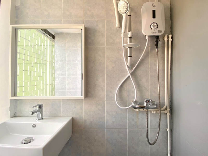 PEOPLE'S PARK COMPLEX 34