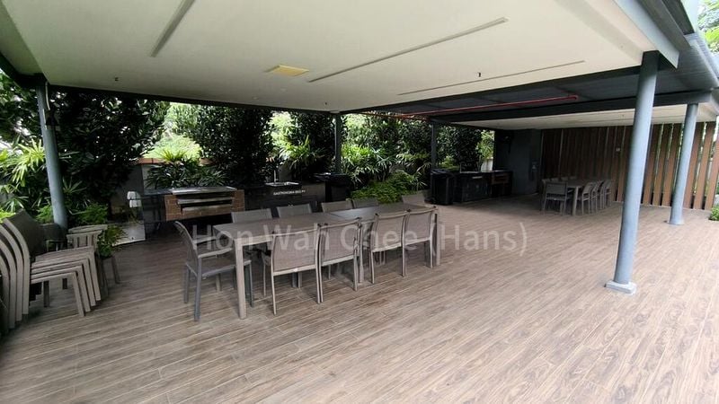 GRANDEUR PARK RESIDENCES 2