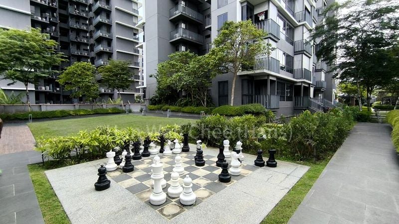 GRANDEUR PARK RESIDENCES 3