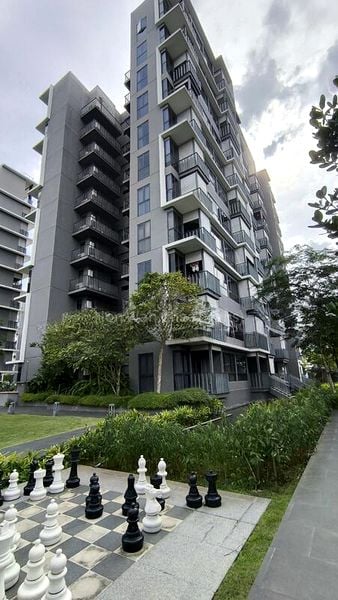 GRANDEUR PARK RESIDENCES 5