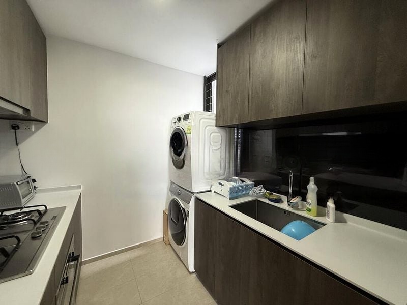 INZ RESIDENCE 9
