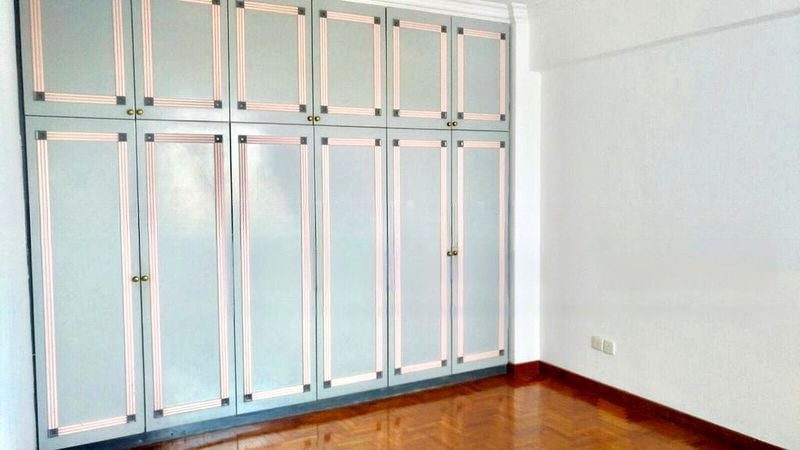 KENSINGTON PARK CONDOMINIUM 5