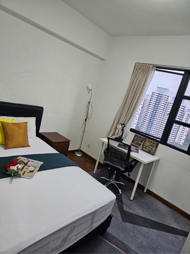 CENTRAL GREEN CONDOMINIUM 11