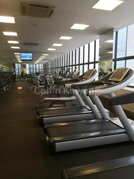 INTERNATIONAL PLAZA 10